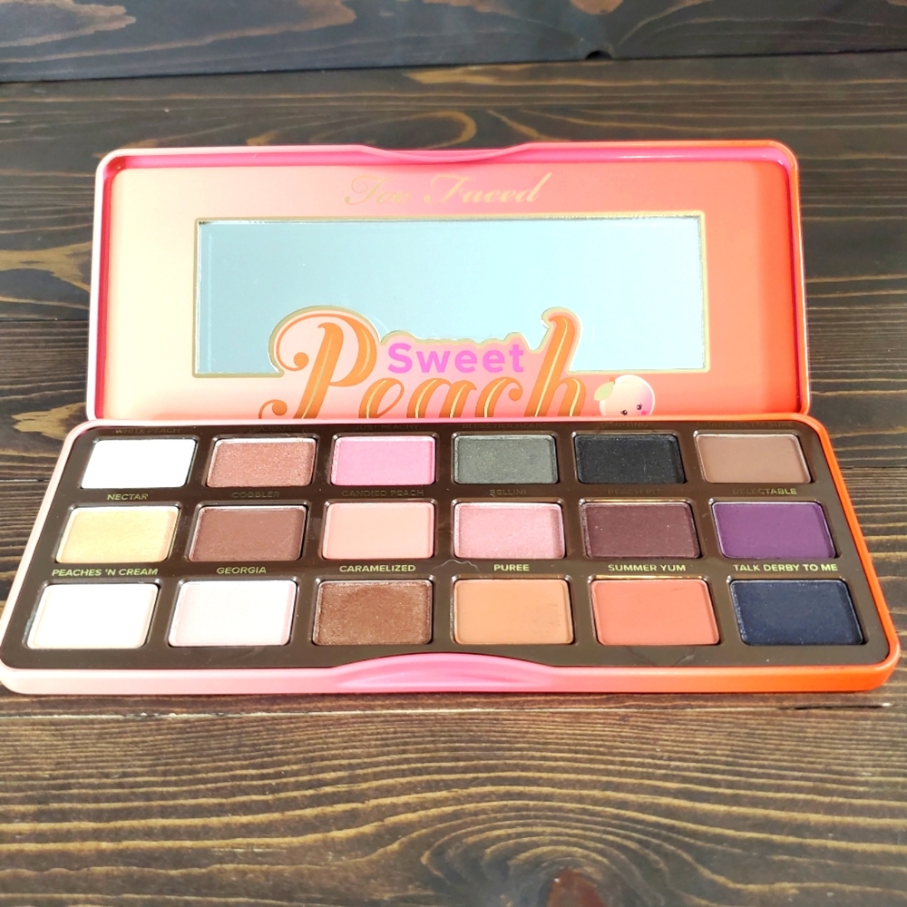 Too Faced Sweet Peach Eyeshadow Palette